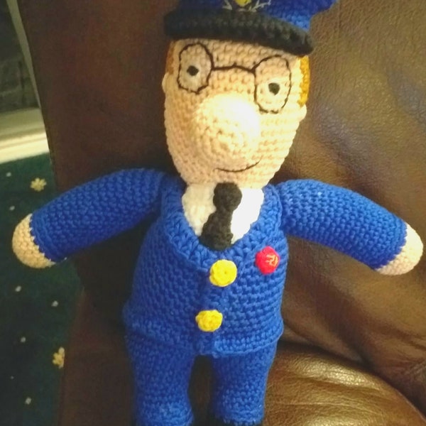 TV Postman  - Amigurumi - Crochet Pattern Only