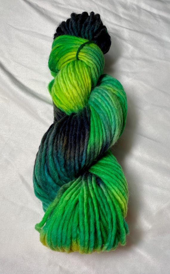 SPRING GRASS: Bulky Icelandic Yarn