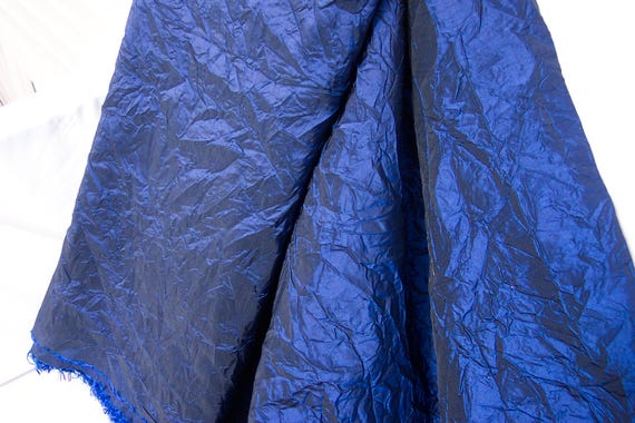 Limoges Crinkle Dyed Taffeta 57" wide 2.25 yards Great for Cosplay, Costumes, Dressy Wraps and Fancy Wear