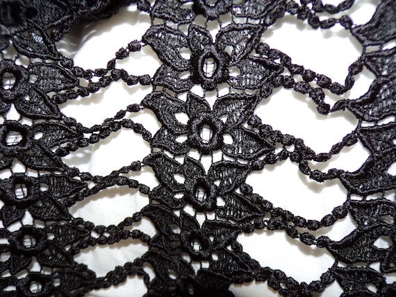 Vintage Venice Lace Trim, Black, 14.5" to 15" deep, Sold by the yard
