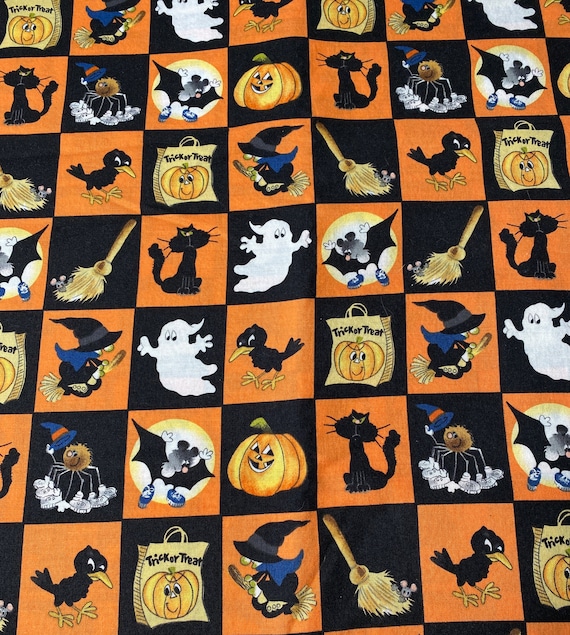 Halloween Fat Quarter by Northcott Silk Inc- 100% Cotton