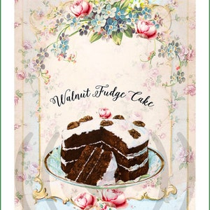 Puede incluir: Una ilustración de estilo vintage de un pastel de chocolate con glaseado blanco y nueces, en un plato blanco con un patrón floral azul y blanco. El pastel está etiquetado como "Walnut Fudge Cake" en una fuente de escritura decorativa. El fondo presenta un patrón floral con flores rosas y azules.