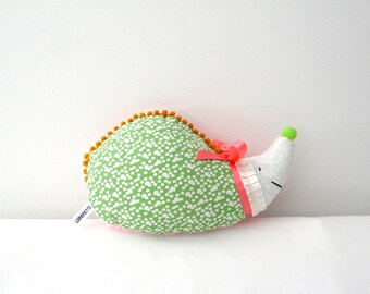 Doudou Hérisson  - collection SUNSHINE - avec grelot (combo vert - rose pâle - rose fluo)