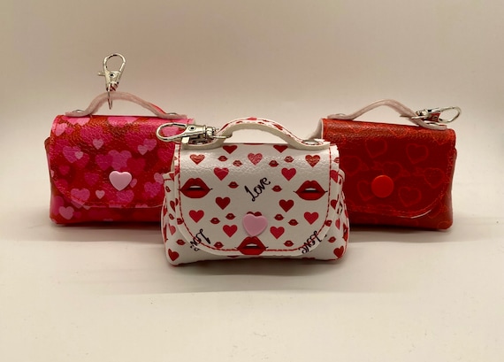 Valentine's Day Mini purse keychain, Personalized with name optional! Gift for mother, girlfriend, daughter, or anyone that likes miniatures