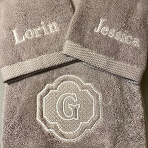 Monogram/Personalized Bath Towel, Personalized Towels for Wedding gifts, House Warming gifts, Graduation gifts.