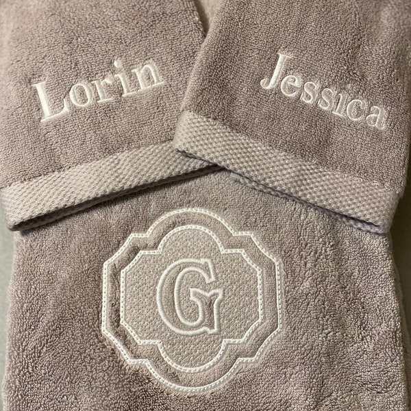 Monogram/Personalized Bath Towels, 100% Organic Cotton Personalized Towels for Wedding gifts, House Warming gifts, Graduation gifts.