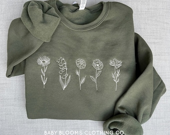 Customizable Embroidered Birth Month Flower Crewneck Sweatshirt | Floral Embroidery | Mother's Day Gift | Gift for Mom | Gift for Grandma