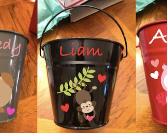 Personalized Valentine's Day buckets, personalized Valentine's gifts for kids, metal bucket, Valentine's Day,