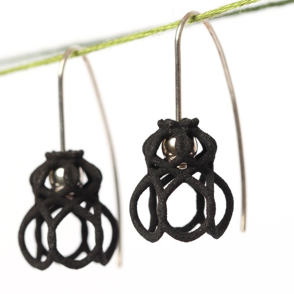 boucles d’oreilles noires pendantes en argent sterling et nylon imprimé en 3D un bijou de design contemporain