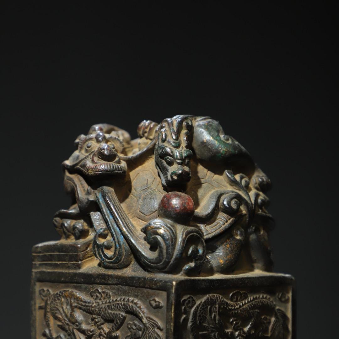 中国では、古い手彫りの青銅製龍亀像、印章飾り、独特の職人技、珍しい