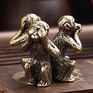 Chinese handmade carved brass monkey statue decorations, Chinese zodiac tea pets, animal tabletop living room, bonsai ornamental decorations
