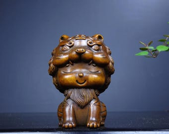 Chinese handmade carved boxwood exquisite ornament, unique and rare, wood carving, can be used
