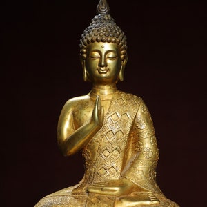 Chinese collection of copper gilded Buddha statue ornaments, unique in shape, exquisite in craftsmanship, furniture/desktop decoration