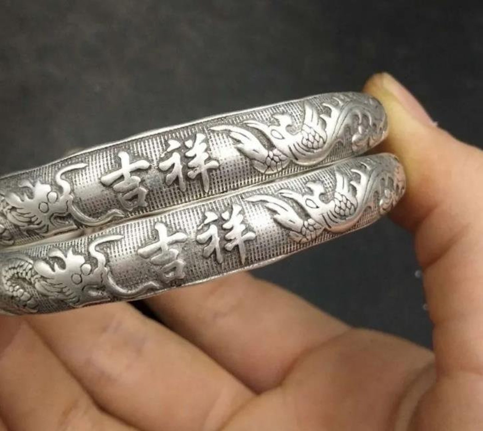 Unisex Handmade Tibetan Vintage Silver Tone Turquoise Chenrezi Auspicious Symbols Bracelet