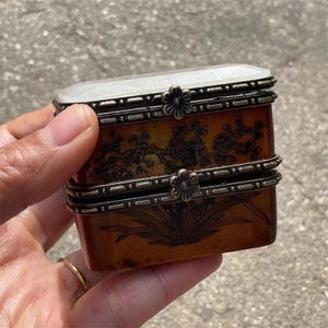 Colleziona scatole portagioie/contenitori cinesi antichi in giada di osso di bue, intagliati a mano, con motivi squisiti, regali rari