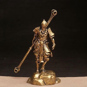 Estatua de bronce tallada a mano de Sun Wukong, mascota de té, mono del zodíaco de bronce, decoración de escritorio, se puede utilizar
