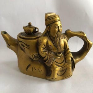 Chinese collection Handcarved copper teapot and wine pot decorations ornaments living room study decorations Desktop Decor