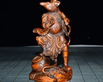Chinese handmade carved natural boxwood mouse statue ornament, exquisite wood carving, furniture decoration