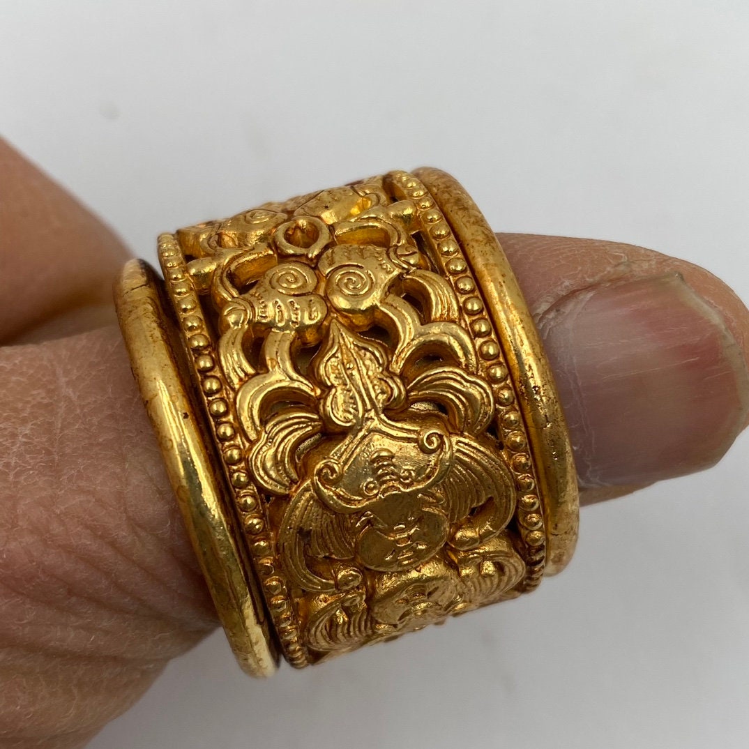 Statue Rng Handcarved Copper Gilded Rare Statue Ring, Rotatable, Wearable, Gift ...
