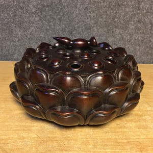 Chinese collection of hand carved pure copper lotus statue incense burners, exquisite and rare, unique furniture decoration