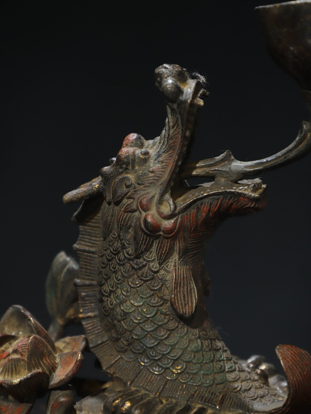 中国の手作り彫刻ブロンズドラゴンフィッシュキャンドルホルダー