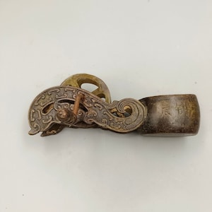 China Handmade copper ink fountain decoration,rare statues,exquisite craftsmanship,home decoration,elegant design,worth collecting and using