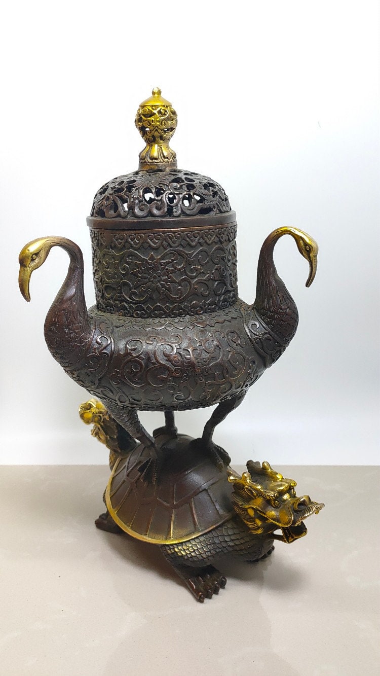 中国の手作りの銅製の亀と鶴の彫像、香炉の装飾品、家具の付属品