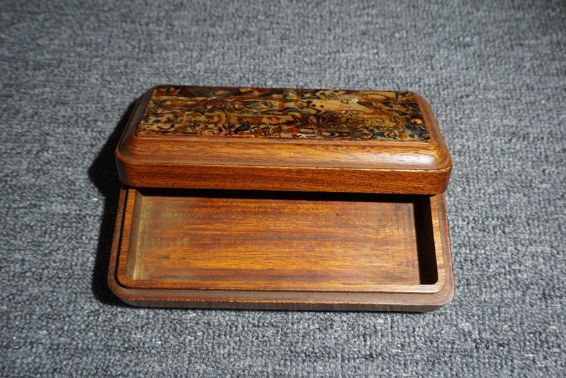 Handcarved rosewood Glasses case, exquisite and unique, gift, can be used image 4