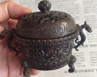ユニークな銅製手彫り八宝文様香炉、香立て、希少な職人技、卓上装飾、コレクション価値あり