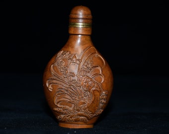 Chinese antique handcarved boxwood flower patterned snuff bottle decoration, rare and unique,furniture decoration,worth collecting and using