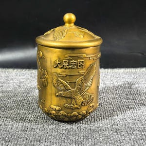 Chinese Handcarved Copper Eagle pattern Tea Cup，home decoration，Worth collecting and using