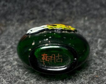 Glass Handmade Grasshopper Snuff Bottle Ornament/small Bottle