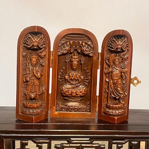 Chinese antique natural boxwood pure hand-carved three open box Thousand Handed Guanyin Buddha statue ornament,beautiful worthy collection