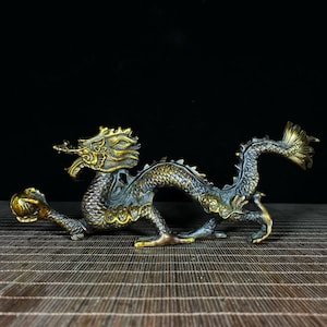 Chinese handmade carved bronze gilded golden dragon statue ornament, exquisite and unique, furniture decoration
