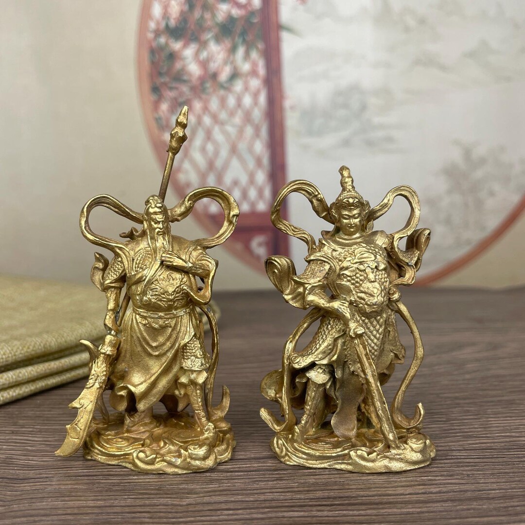 手彫りの銅製のユニークな魏陀関公像の装飾品、珍しい装飾、収集する