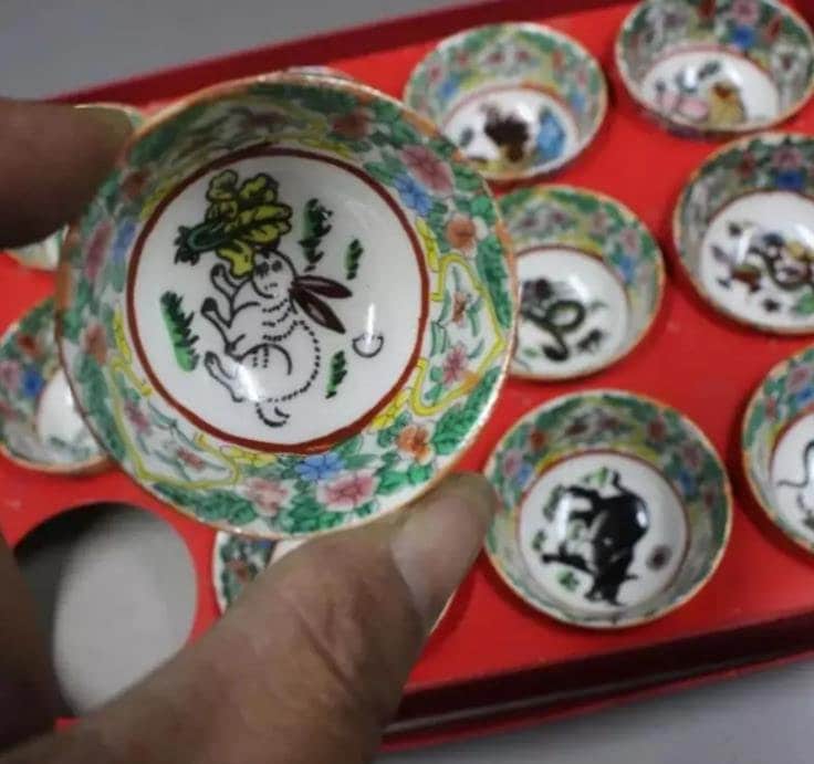 Handcarved Chinese Zodiac Tea Cups,tea Sets a Set,jingdezhen Porcelain