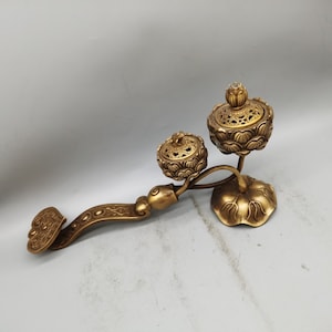 Chinese antique Hand-made exquisite and rare copper Lotus Ruyi Incense Burner ornaments，Worth collecting and using