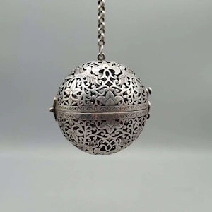 Chinese collection Handcarved White copper fragrant smoked balls, incense burner ornaments living room study decorations Desktop Decor