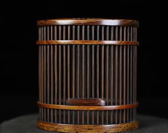 Black sandalwood chirping insect cage/grasshopper cage/cricket cage, handcrafted in China, exquisite and rare, worth collecting and using