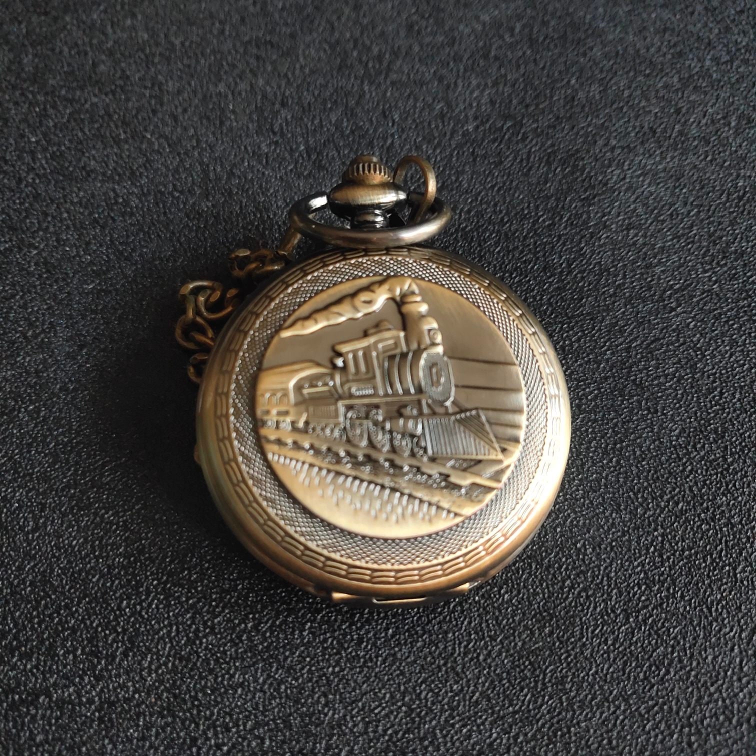 Old Handcrafted Copper Pocket Watches, Clocks, Exquisite Patterns ...
