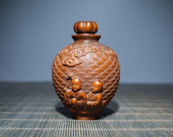 Chinese antique handcarved boxwood flower patterned snuff bottle decoration, rare and unique,furniture decoration,worth collecting and using