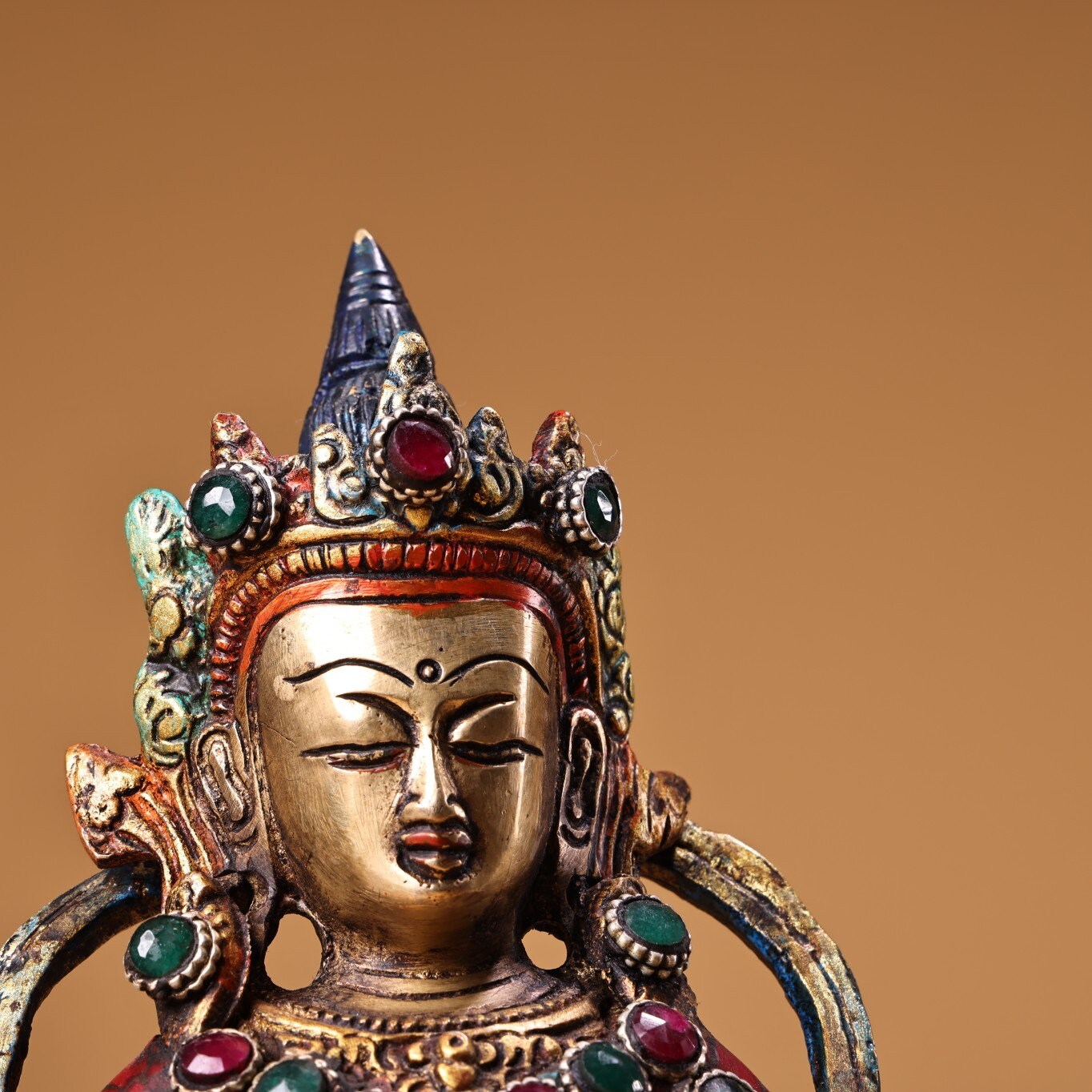 中国のアンティーク手作り彫刻銅象嵌宝石仏像、絶妙な職人技、ユニーク