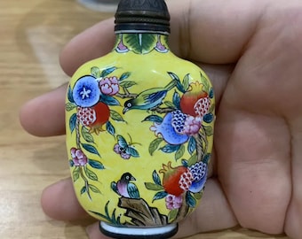 ブロンズの花と鳥の模様の嗅ぎタバコ瓶、銅の装飾品、手彫り、ユニーク