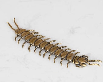 Chinese handmade carved brass centipede statue , insect tea pets, animal tabletop living room, copper potted ornamental decorations
