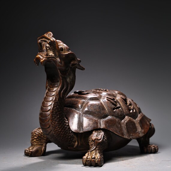 ドラゴン彫刻の製香炉 ドラゴン彫刻の製香炉