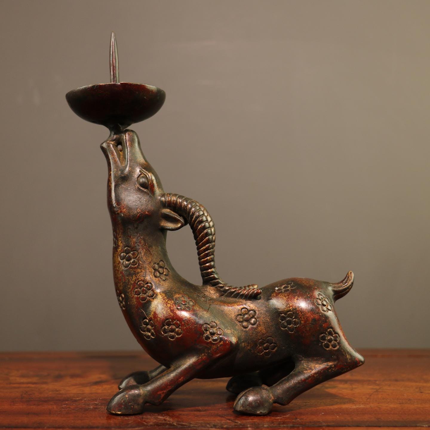 Chinese handmade carved copper plum blossom deer statue candlestick ornament,furniture decoration,desktop copper carving,worth collecting