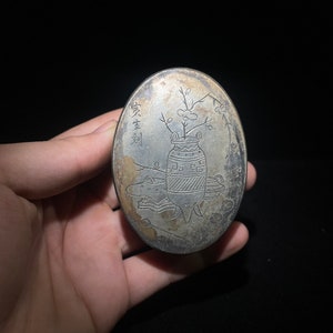 中国の古い手作りの彫刻された白銅と竹の模様のインクカートリッジ、絶妙な職人技、家の装飾、収集する価値があります