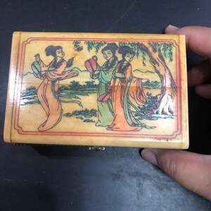 Colleziona scatole portagioie/contenitori cinesi antichi in giada di osso di bue, intagliati a mano, con motivi squisiti, regali rari