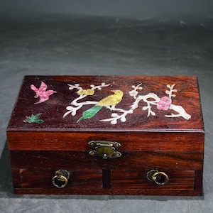 Rosewood storage box, handmade, Chinese antique, unique design, furniture decoration, worth collecting and using