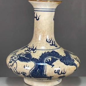 青色波模様ドラゴン陶器フラワーベース 青色波模様ドラゴン陶器フラワーベース 青色波模様ドラゴン陶器